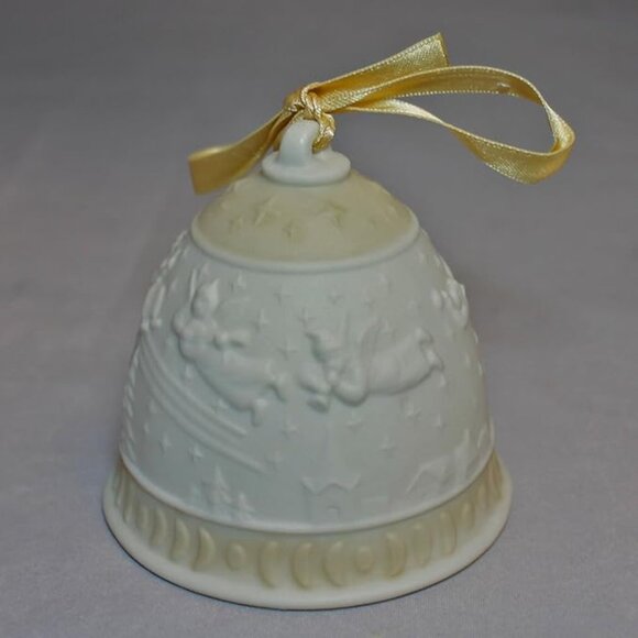 Lladro NIB VINTAGE Set of 7 Porcelain Christmas Bells, 1987 thru 1996, 3"Hx3"W - Picture 4 of 8